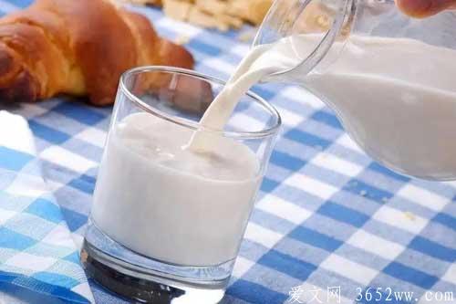 为什么将每年5月的第三个星期二定为国际牛奶日
